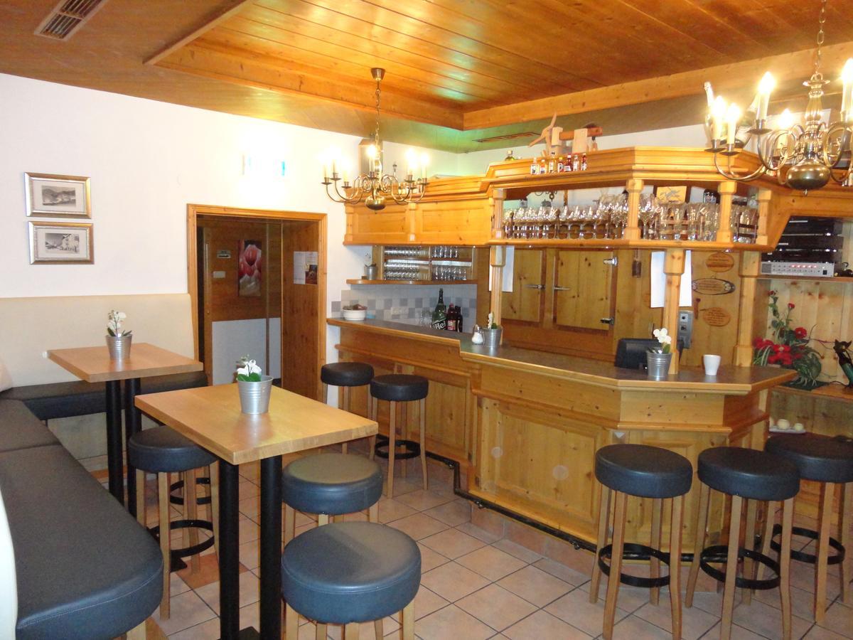 Hubertushof 3*